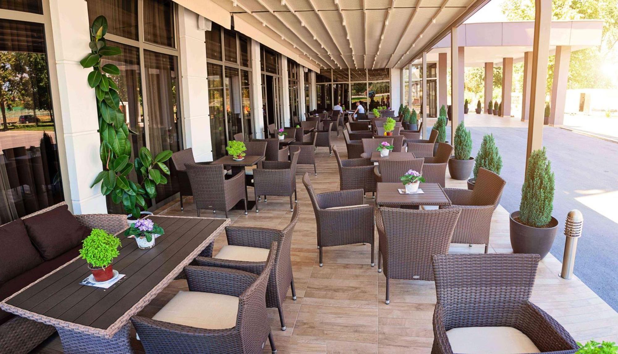 Bosphorus Hotel Aleksinac Exterior photo